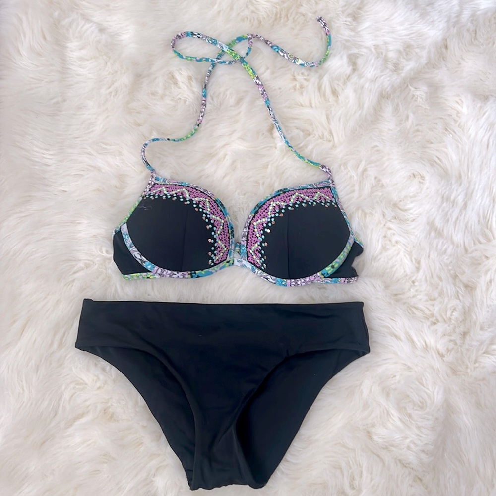 Victoria Secret’s Bikini